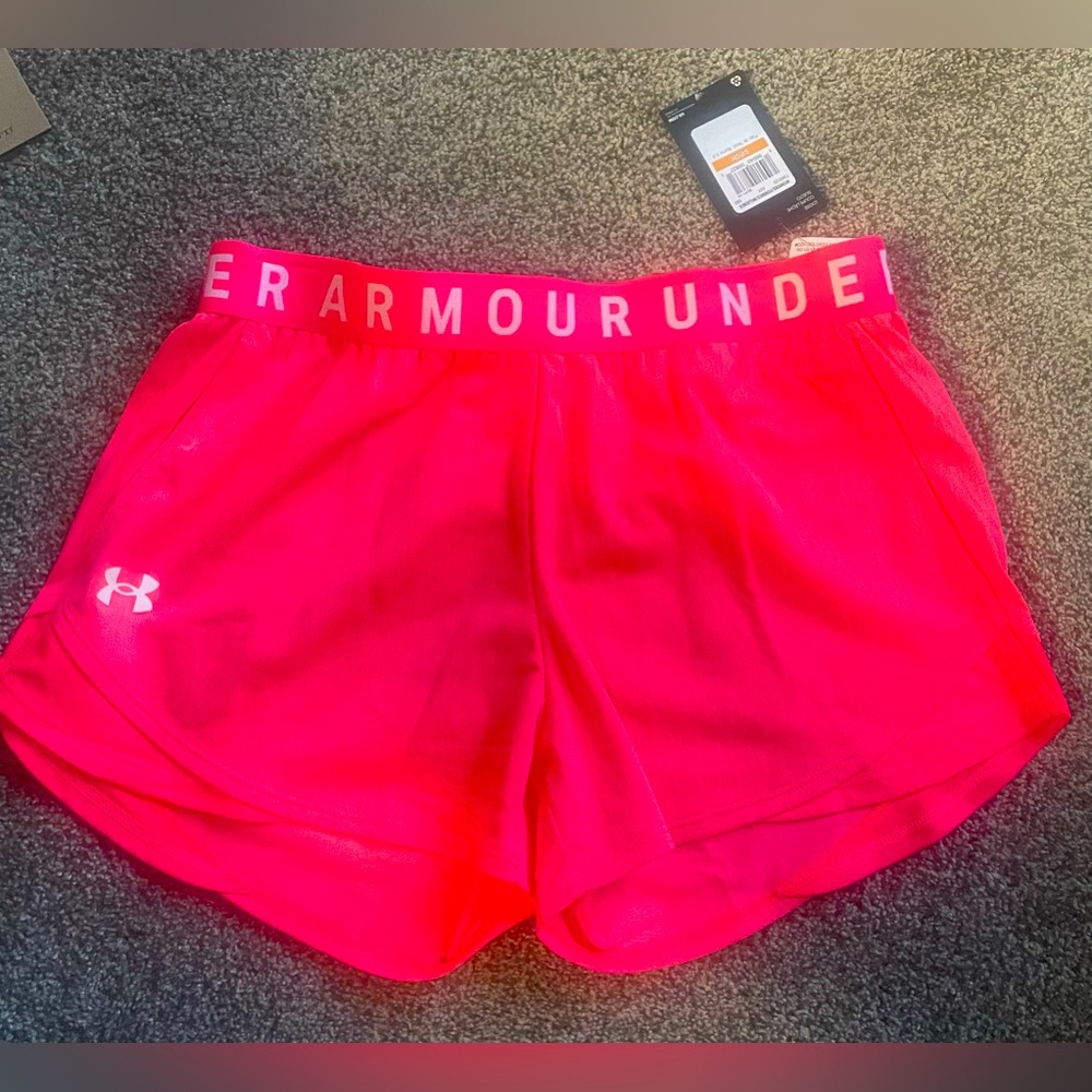 NWT Under Armour Small Women’s Shorts